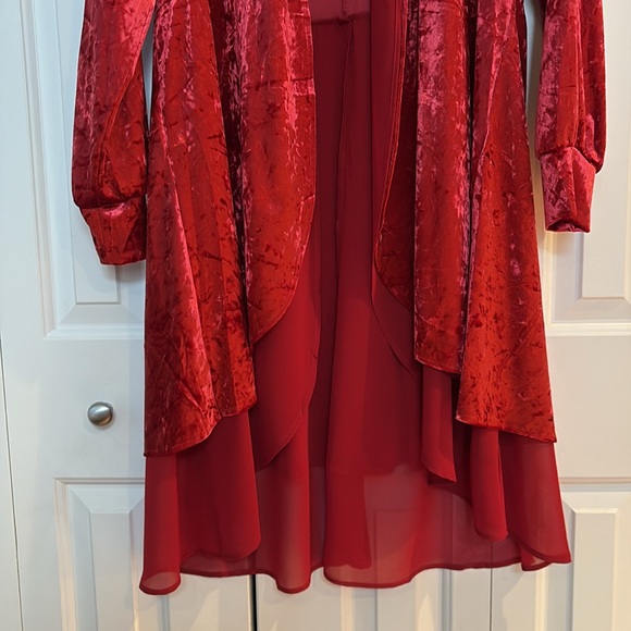NWOT - Torrid chiffon velvet duster. Size M/L (10). Torrid size 00. - Picture 7 of 12